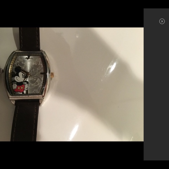 Disney Mickey Mouse Watch - Picture 1 of 6